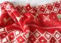 Preview: Kuschelnicky Norwegermuster in rot – beidseitiger winterlicher Kuschelstoff im Norwegermuster