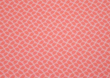 Asiana Combo Jersey in rosé lachs mit geometrisch angeordneten Blumen, ein Kinderstoff von Hilco