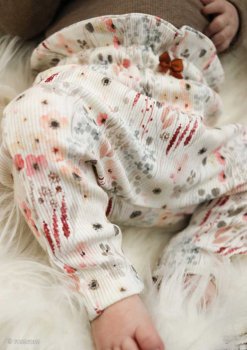 Mia Rippjersey Blumenstoff von Swafing Designbeispiel